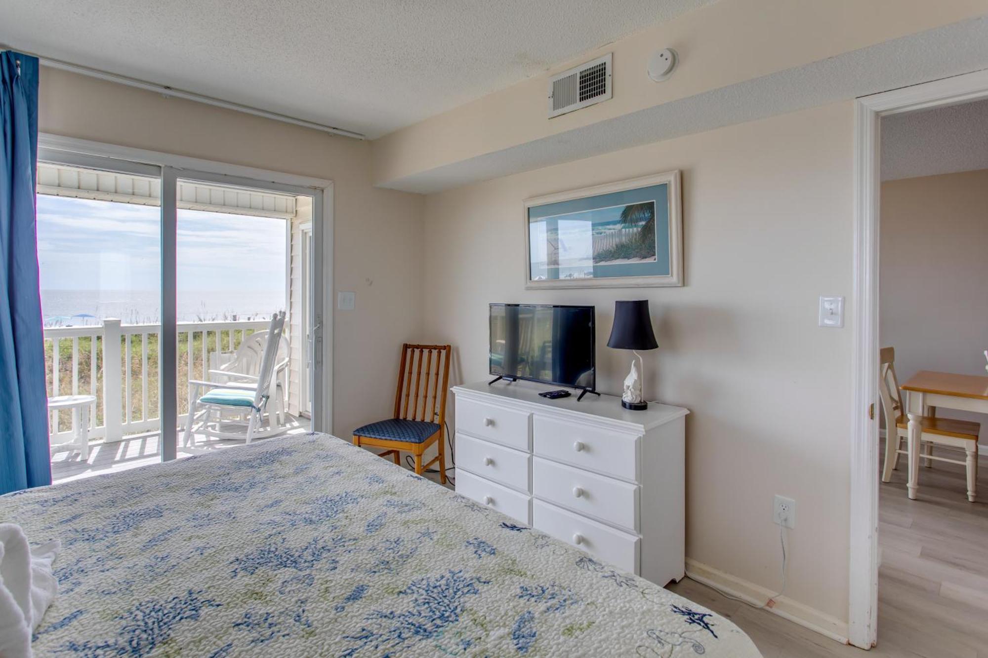 Sunny Windy Hill Beachfront Condo With Private Patio マートルビーチ エクステリア 写真